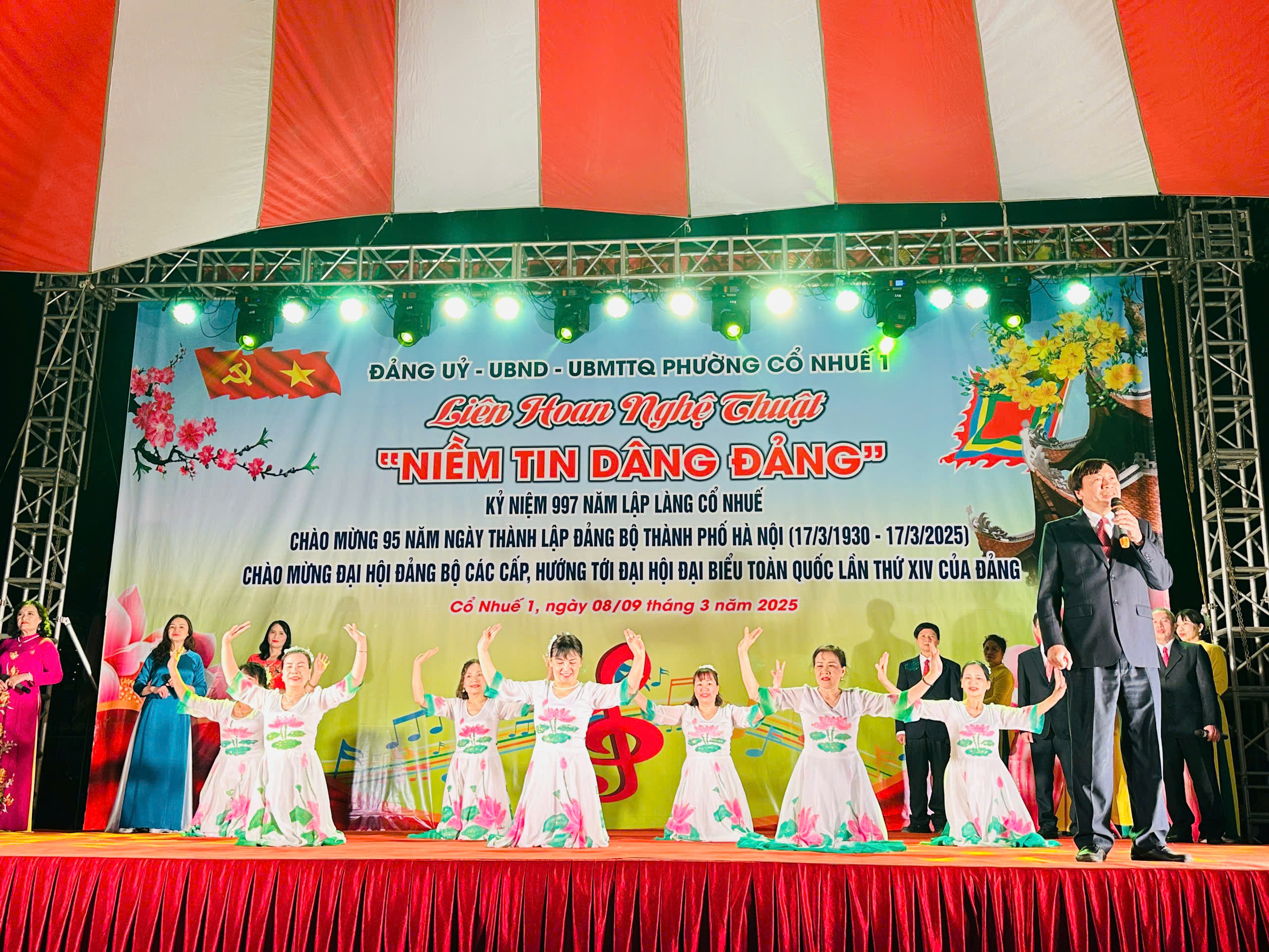 Phường Cổ Nhuế 1 tổ chức đêm văn nghệ với chủ đề 